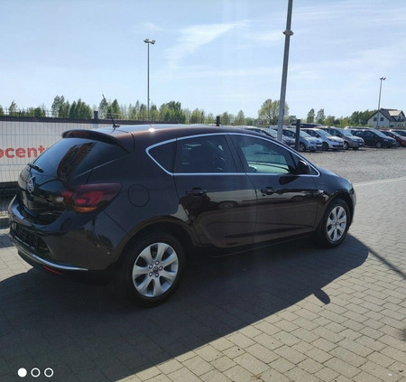 Opel Astra cena 45800 przebieg: 88210, rok produkcji 2015 z Lądek-Zdrój małe 137